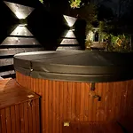 Kamp alanı Het Veluws Paradijs, Nu Met Extra Bij Te Boeken Hottub