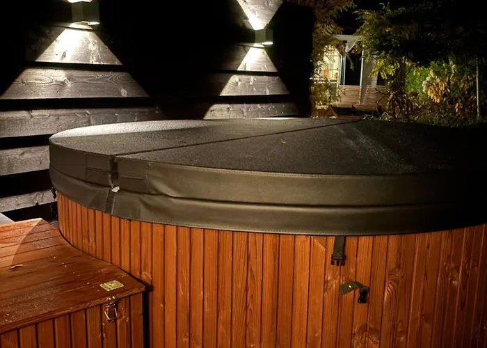 Campsite Het Veluws Paradijs, Nu Met Extra Bij Te Boeken Hottub